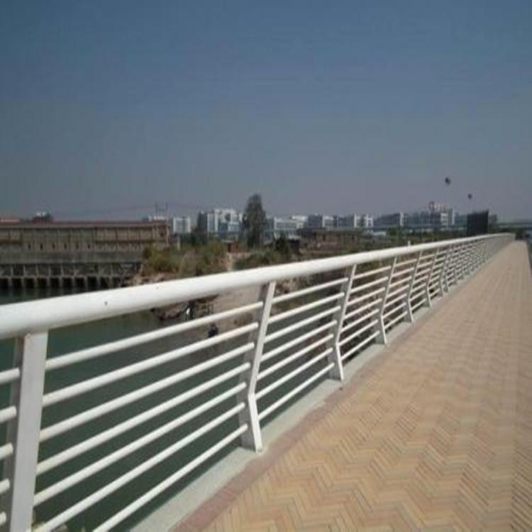 城锐好货聚集地  桥梁护栏  桥梁防撞护栏厂家  找城锐金属