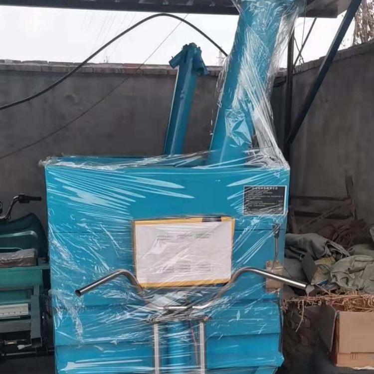 养殖上料车 价格优惠 湖北养殖上料车 养殖上料车厂家