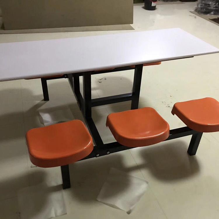 学校餐桌椅 玻璃钢餐桌椅 吹塑凳面餐桌椅食堂餐桌椅  学校员工餐桌椅  厂家直销餐桌椅