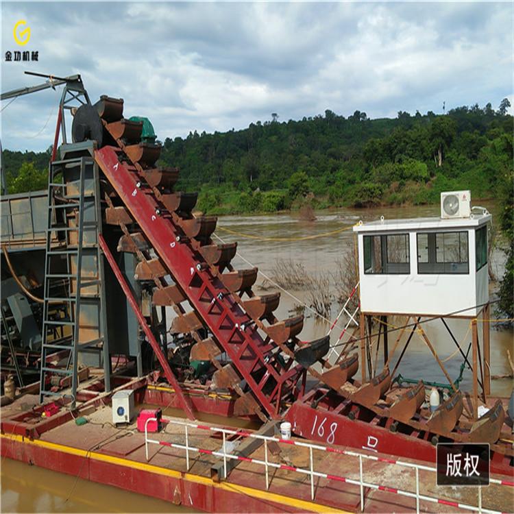 小型淘金船工作原理  淘金船工作图片  鼓动溜槽