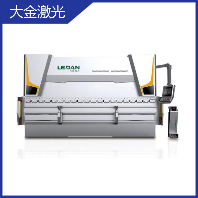 WL-67K   数控折弯机