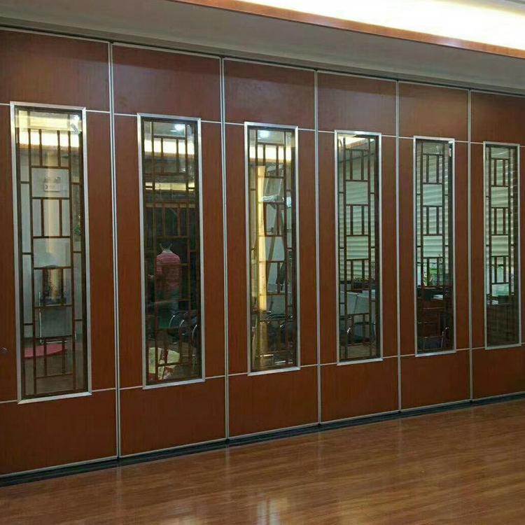 酒店活动隔断报价 优台活动隔断多种造型工艺 点亮生活多样化装饰