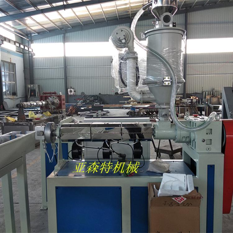 铁丝内置口罩鼻梁夹生产线 口罩鼻梁骨架生产设备 口罩鼻梁定型条设备