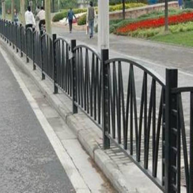 北京市政护栏   公路防护栏安装  价格合理