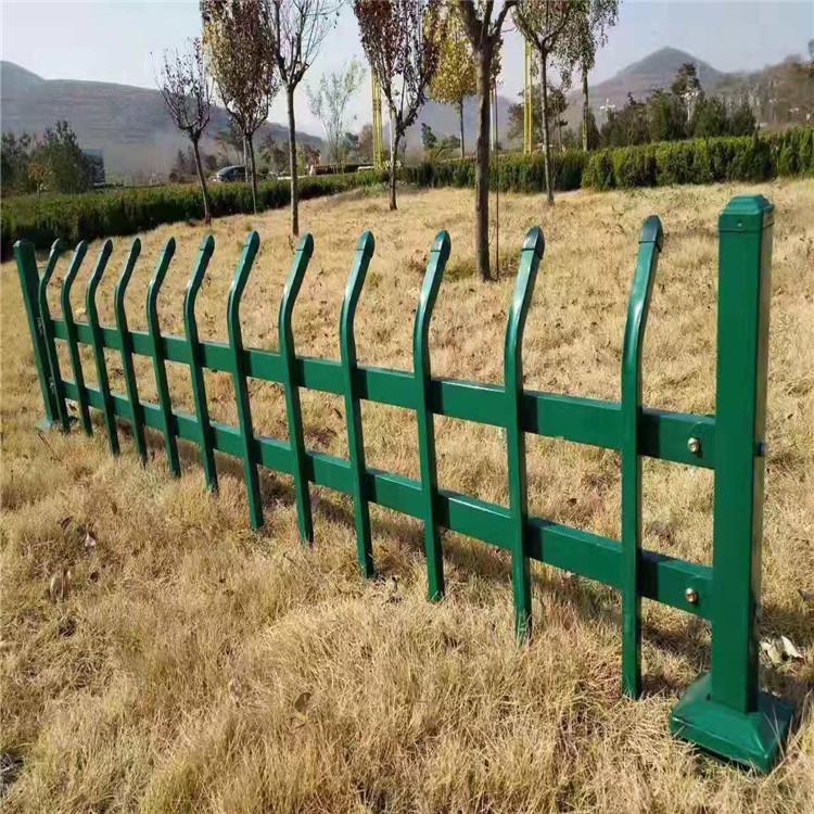 锌钢草坪护栏_美丽乡村建设用绿化栅栏_学校用防护围栏_定制铁护栏