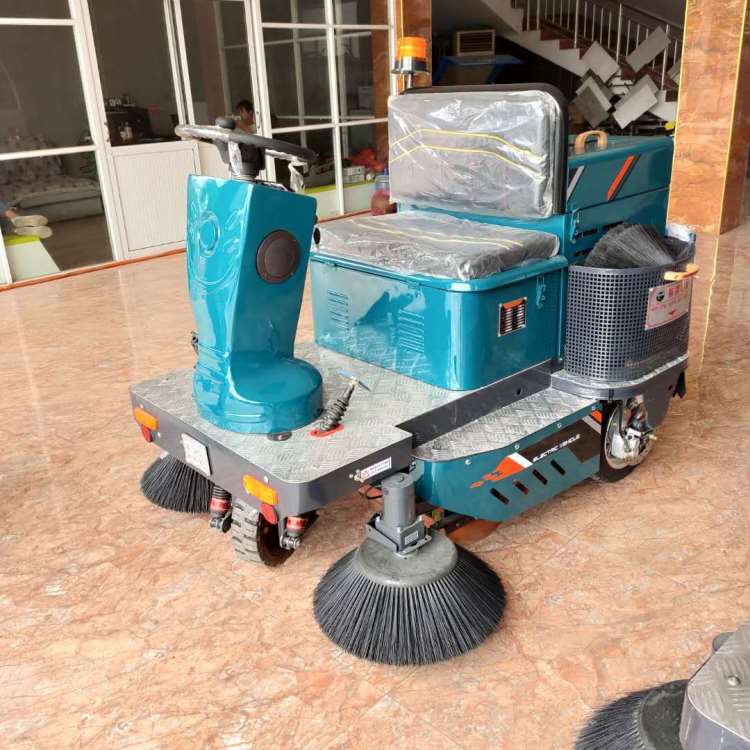芜湖现货供应驾驶式扫地车维护方便