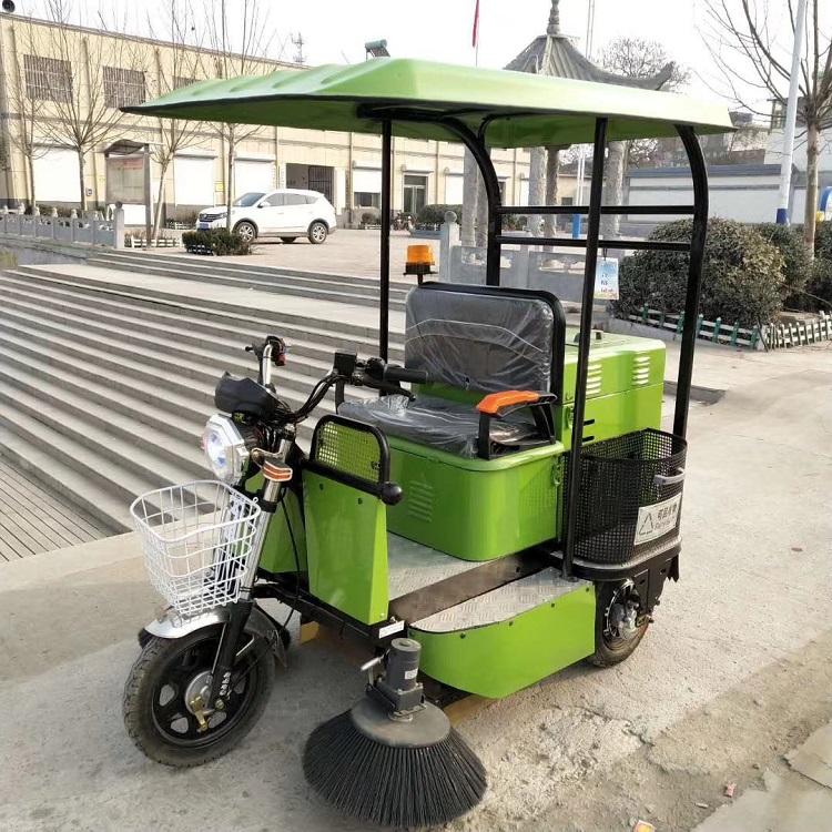 通辽现货供应小型环卫扫路车质量保证