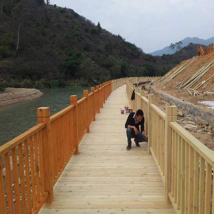 户外防腐木栈道 防腐木栈道厂家 根据设计要求定制