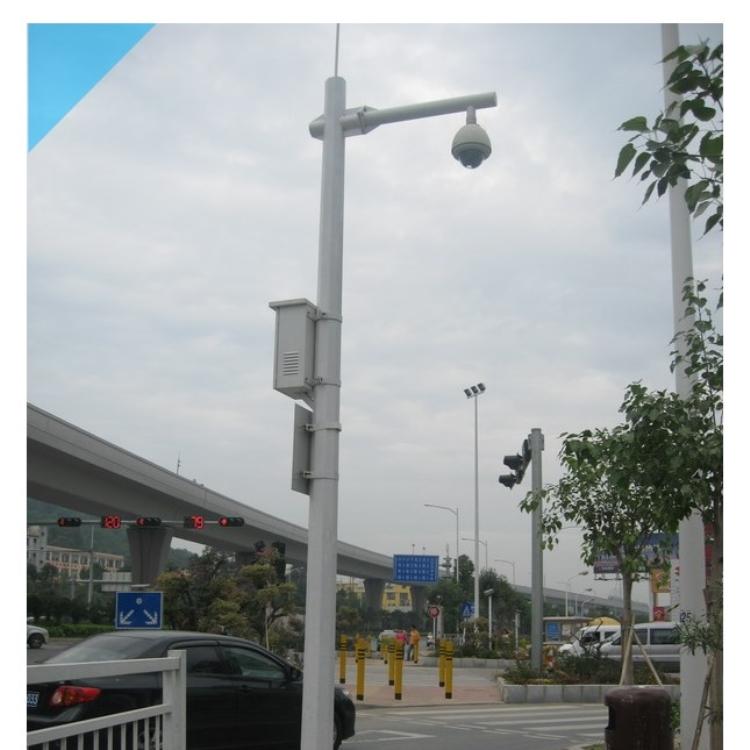 太阳能立杆 监控照明立杆  八角立杆价格