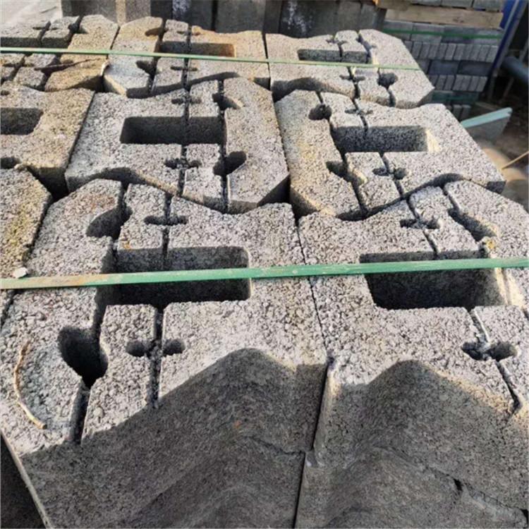 供应 连锁式护坡砖 使用时间长 工字砖 厂家直销