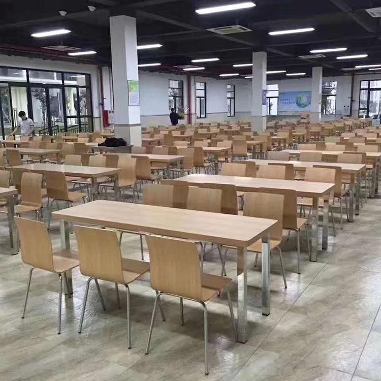 批发山东餐桌椅市场..厂家直销专业学校餐桌椅厂家直销玻璃钢餐桌椅 快餐店餐桌椅 小吃店餐桌椅以及户外广场餐桌椅结实耐用易打扫