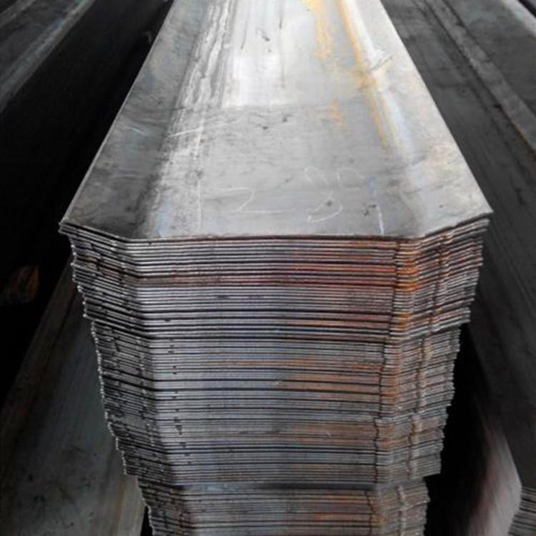 天津厂家直销热镀锌止水钢板 300*3建筑工地用止水钢板 400*3批发钢板止水带