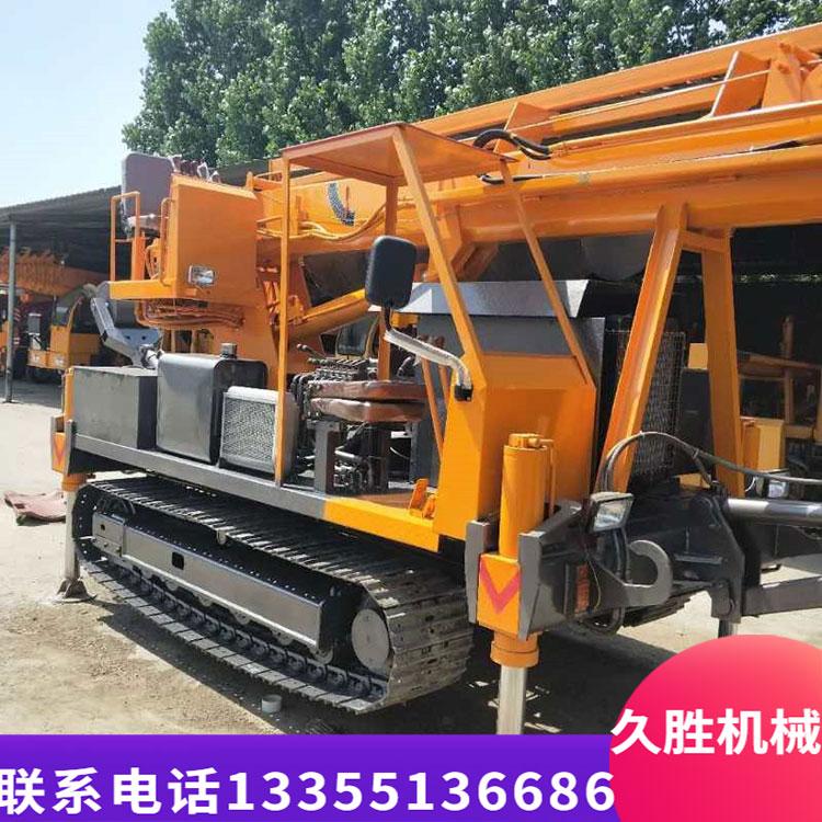 履带随车吊适用农林果园运输货场装载泥泞道路的农用履带随车吊久胜机械