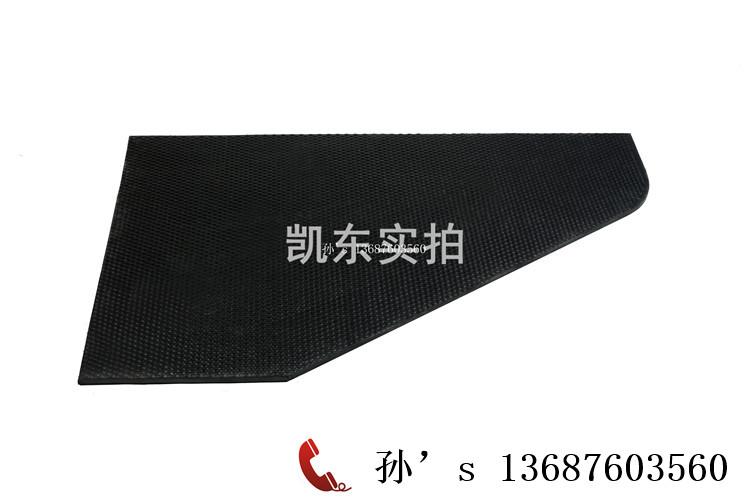 母猪产床垫_ 青岛凯东橡胶猪舍垫_仔猪保温垫