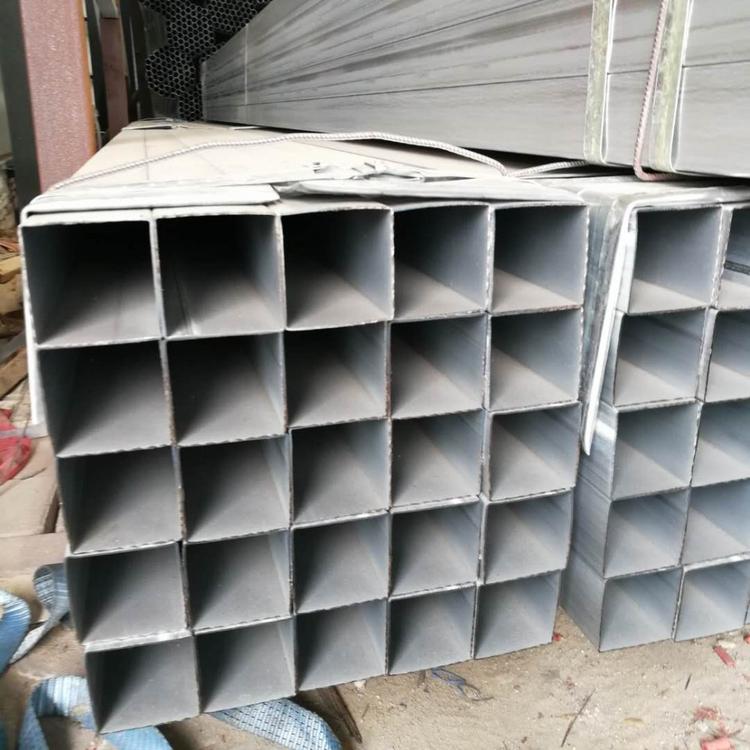 桂林方管厂家  现货供应100*100镀锌方通  200*200*8mm方管   镀锌方管