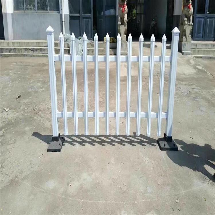 新疆PVC道路护栏  PVC护栏  PVC栏杆出售