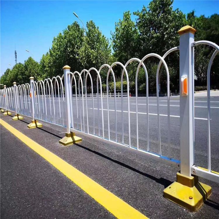 江苏道路护栏  公路护栏  道路防护栏供应商 量大价优
