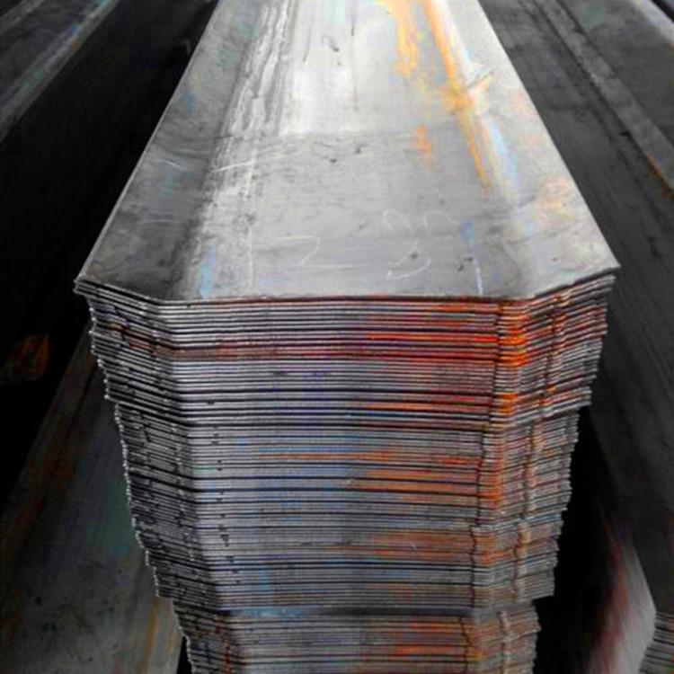 天津盛世万泰建材 建筑Q235国标300*3黑钢板 预埋建筑止水钢板 可定异型阴阳角止水钢板