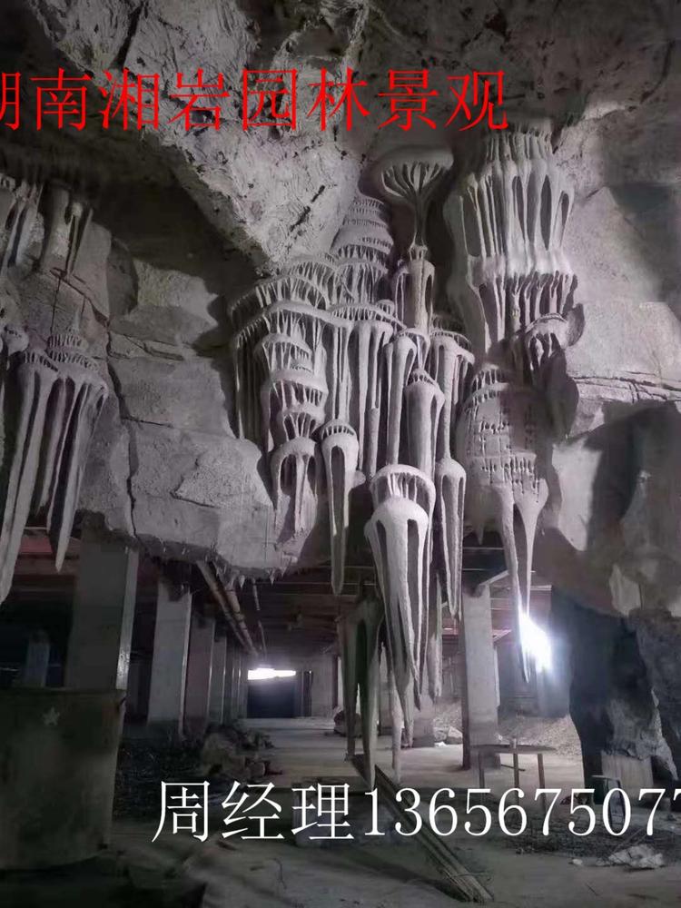 温州室内假山价格 湘岩塑石假山巧妙施工焕然一新