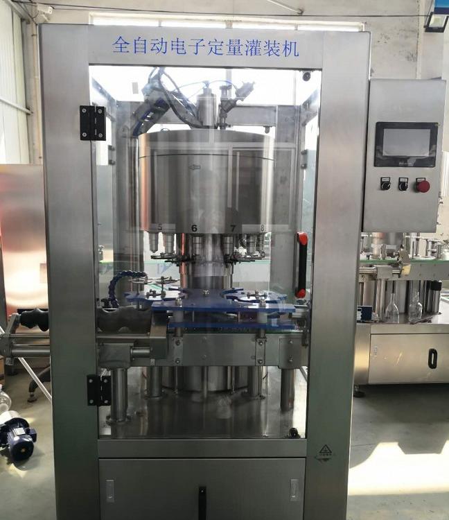 小型白酒灌装生产线 白酒灌装机厂家 白酒灌装机价格