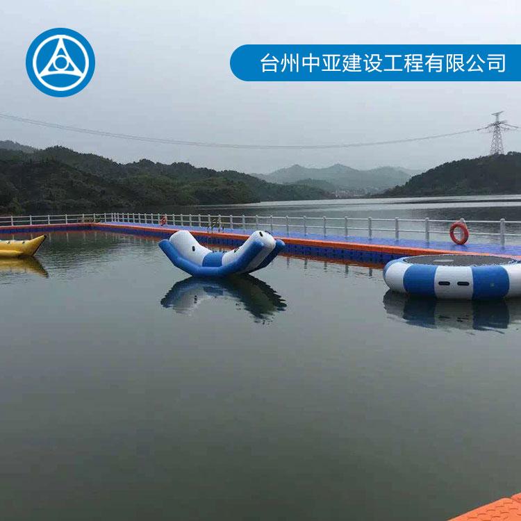 水上游泳池生产商 中亚水上工程 移动浮筒游泳池定制