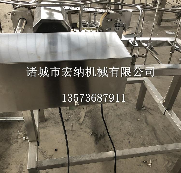 鸡自动放血机生产商 自动杀鸡设备报价  宏纳欢迎来电