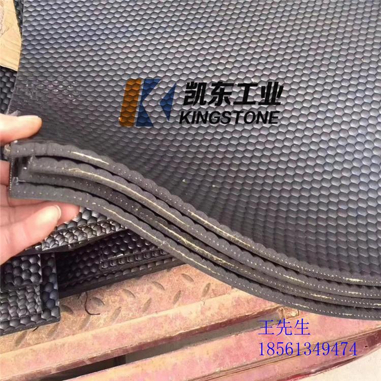 仔猪保温垫 青岛凯东猪舍垫 母猪垫龟背纹防滑