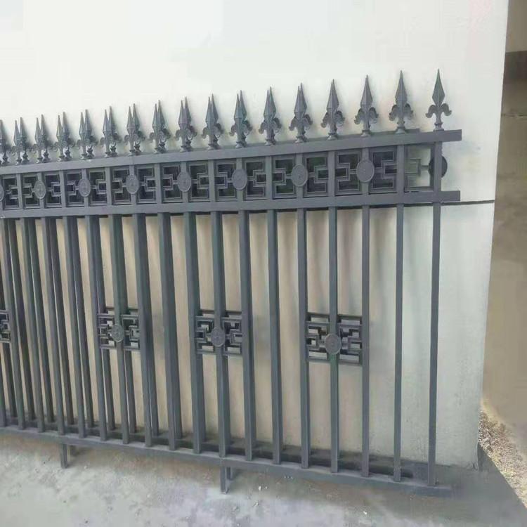 上海欧式铁艺护栏  学校铁艺栏杆价格