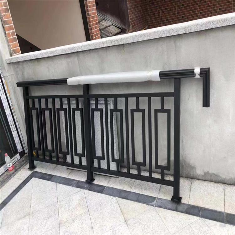 济南小区护栏  学习隔离栏  铝合金护栏出售 等你致电