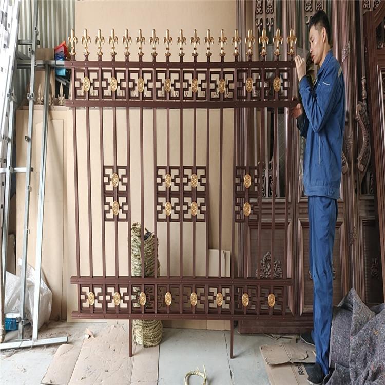 临沂庭院围栏   欧式铝合金护栏   铝艺栏杆批发 等你致电
