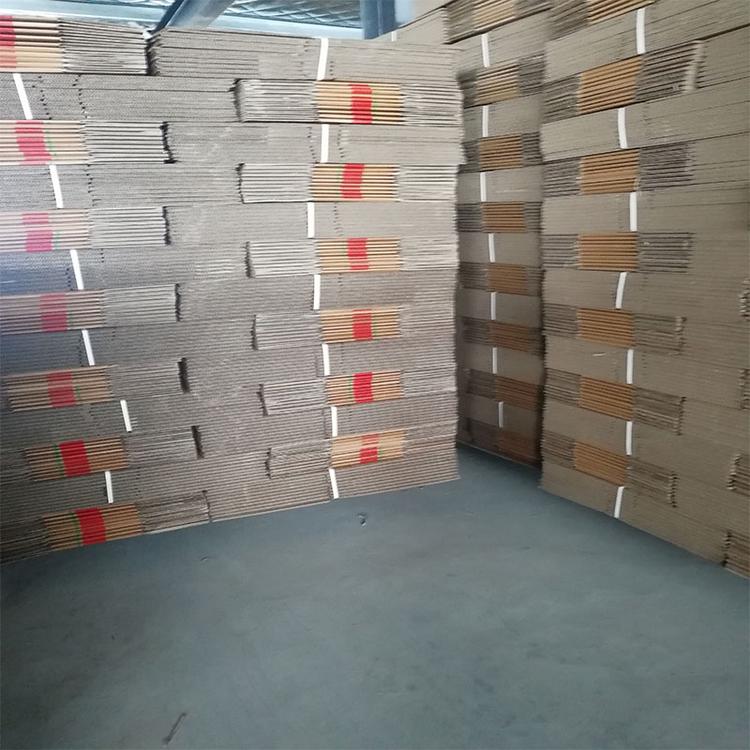 好的纸箱公司有哪些 瓦楞纸箱厂郑州万和纸箱包装厂生产五层纸箱七层瓦楞纸箱