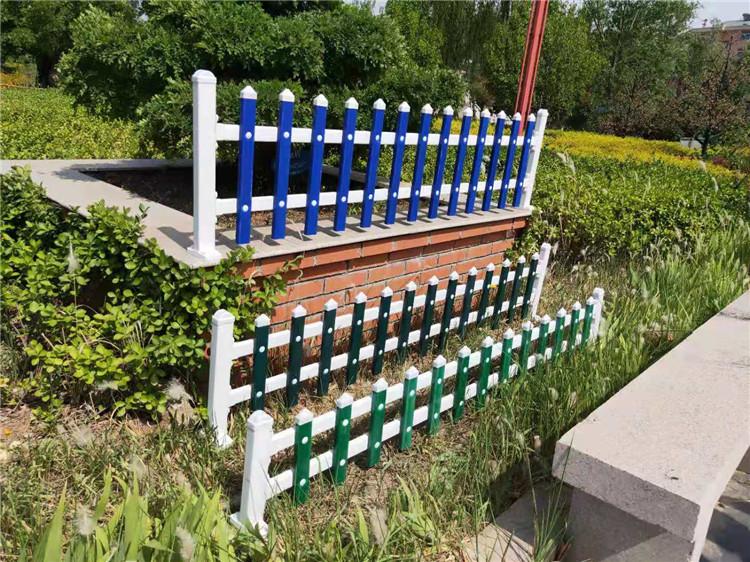 湖南别墅公园草坪护栏厂家 公园小区绿化带pvc草坪围挡 下单即安排发货