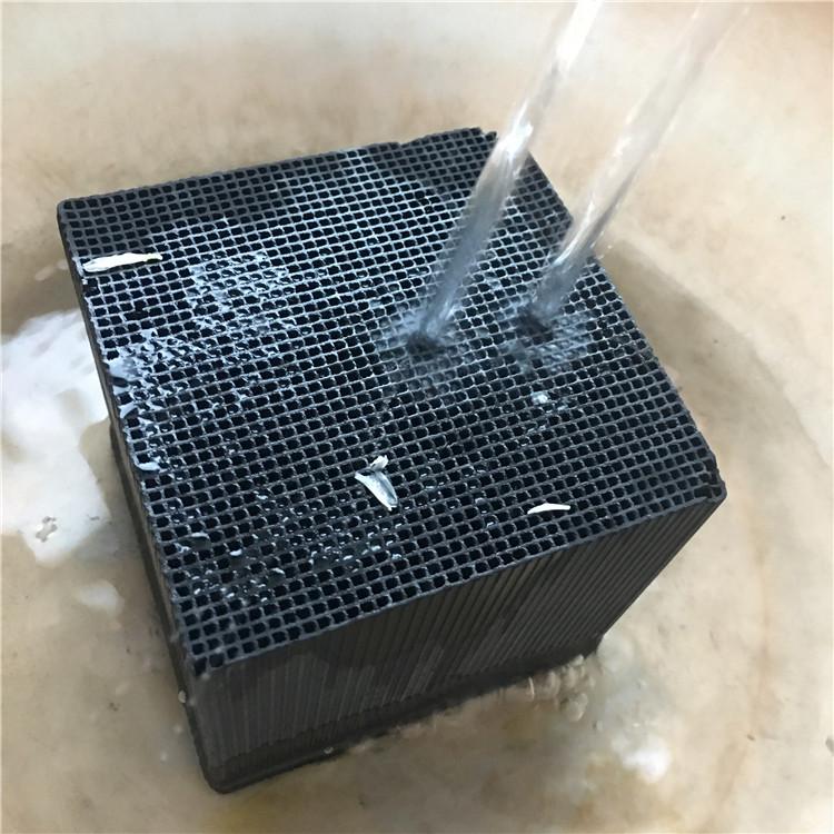 耐水蜂窝活性炭空气净化专用 各种规格型号蜂窝活性炭现货价格