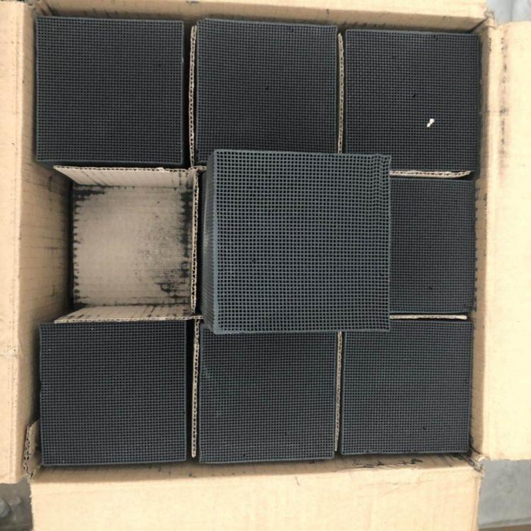 开碧源牌 高碘值防水蜂窝活性炭批发价格 空气甲醛净化蜂窝活性炭厂家现货
