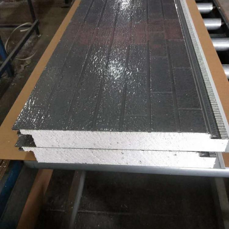 箱变外壳材料采用哪些 铁皮泡沫板的批发价格