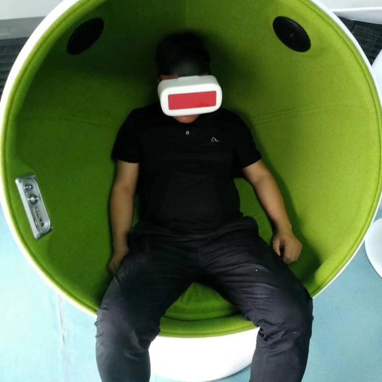 VR蛋椅VR厂家游乐设备VR自助观影体验馆VR娱乐VR技术VR设备乐阳设备