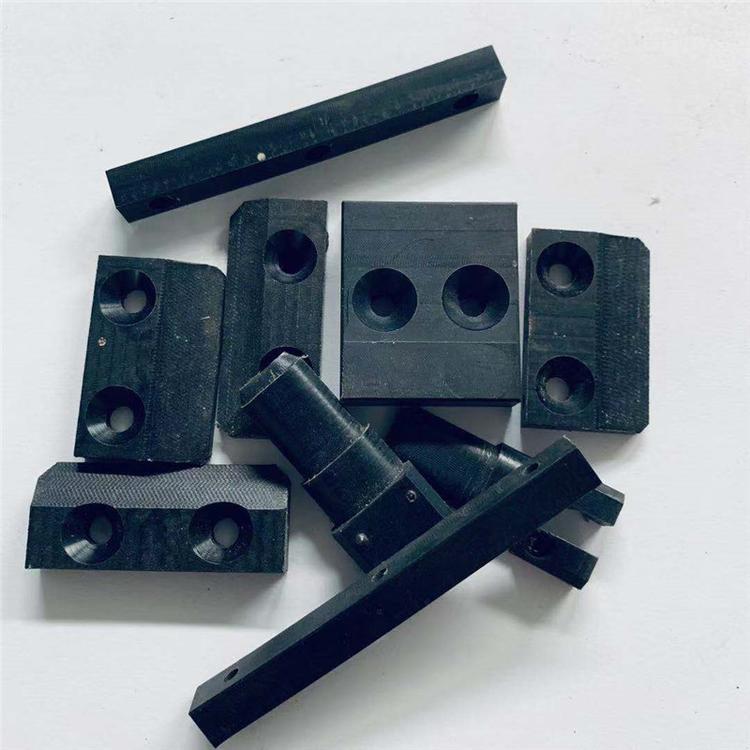 开模定制硅橡胶减震垫块 三元乙丙垫块制品 丁腈橡胶缓冲减震器