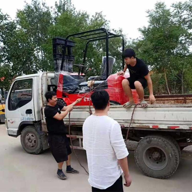 充电式叉车 全电动堆高车 电力液压驱动叉车
