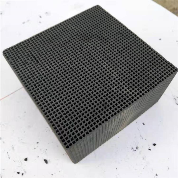 100*100*50mm蜂窝活性炭价格 各种规格特殊型号 耐水蜂窝活性炭可定制