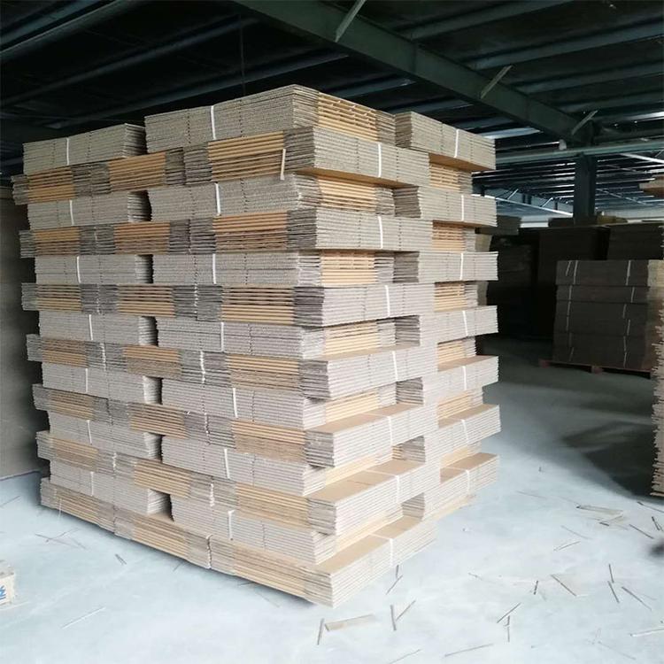 纸箱厂家郑州纸箱厂万和包装加工定做五层瓦楞纸箱快递纸箱飞机盒啤酒纸箱