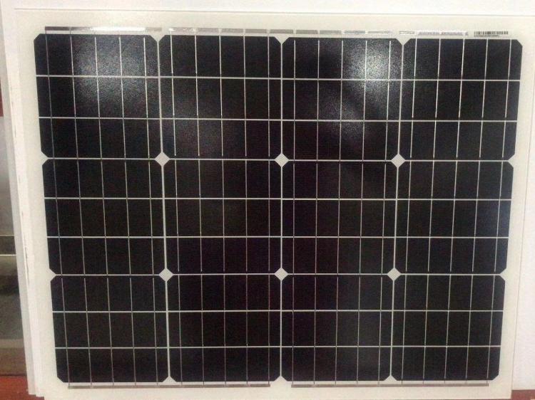 全新单晶50W100W150W200W光伏太阳能板批发
