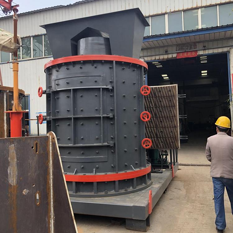 立轴式制砂机型号全 新型建筑垃圾破碎制砂机 能满足多种物料的破碎要求