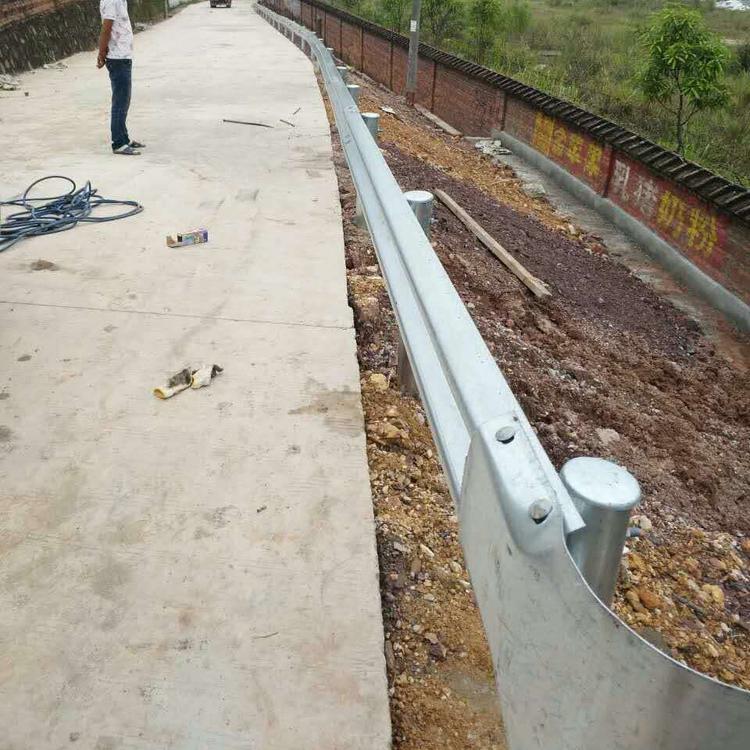 波形护栏厂家路侧护栏乡村公路护栏