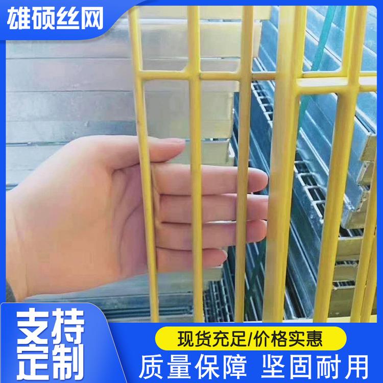 现货热镀锌鸽舍地网围网批发镀锌隔绝鸽粪长孔网格鸽舍地网