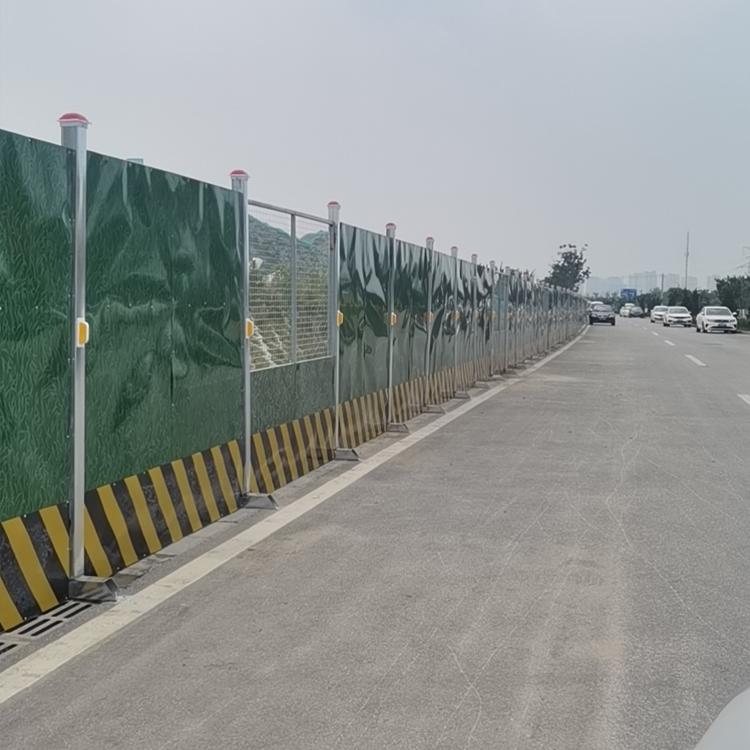 西安人造仿草皮围挡_草坪围挡_小草围挡景观效果_厂家批发现货供应