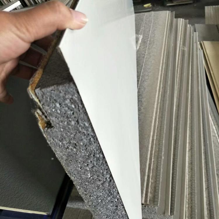 eps泡沫板 外墙保温集成墙板 双层铁皮夹芯板 陕西山西金属雕花板箱变外壳材料