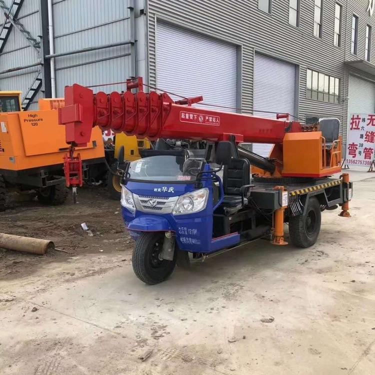 三轮自备吊 小型三轮随车吊 5吨三轮吊车起重机 厂家直销支持定制