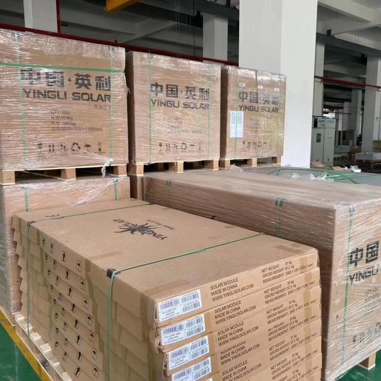 一线品牌英利A2直角半片单晶光伏组件批发  英利395W光伏组件原厂质保热销中