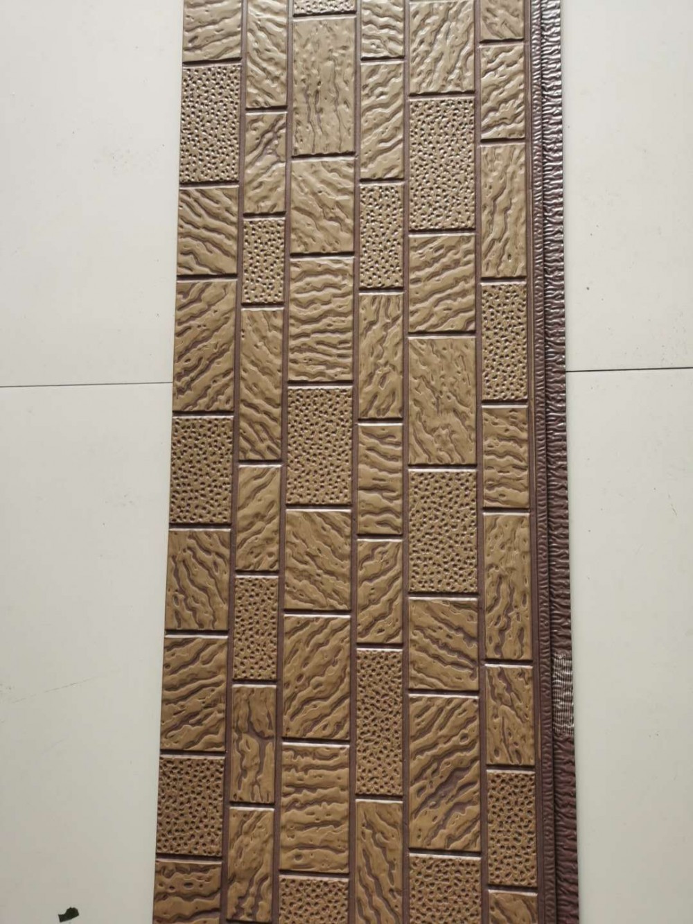 保温装饰一体板 甘肃西安金属外墙板 墙板装饰板 PU装饰板