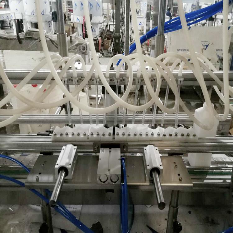 84消毒液灌装机 灌装机报价 消毒液灌装设备 厂家推荐